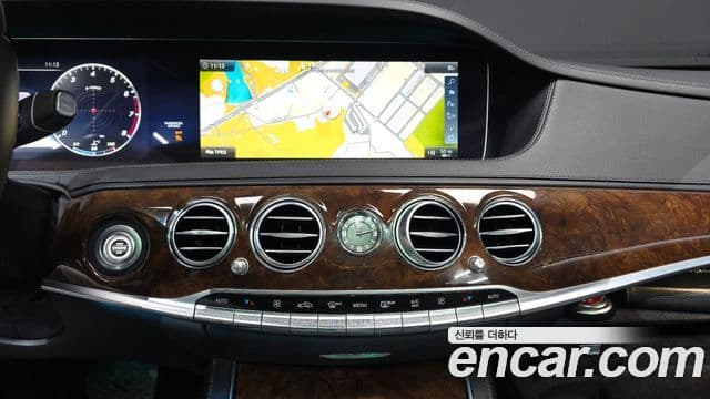 Mercedes-Benz S-Class 2018 — ფოტო 14/20