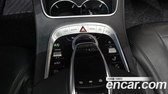 Mercedes-Benz S-Class 2018 — Photo 19/34