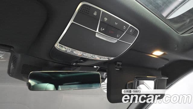 Mercedes-Benz S-Class 2018 — Photo 14/34