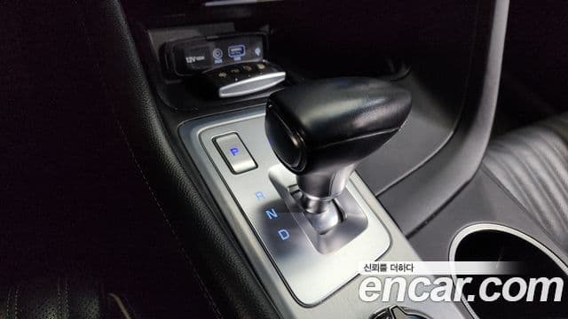 Genesis G70 2018 — Photo 19/36