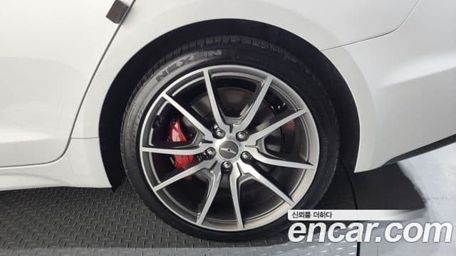 Genesis G70 2018 — Photo 20/36