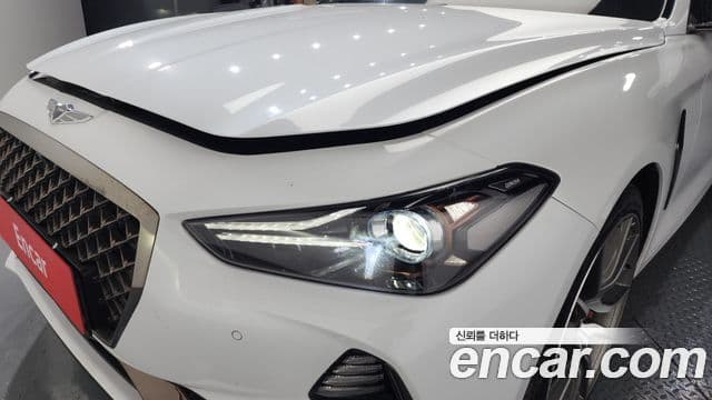 Genesis G70 2018 — Photo 23/36