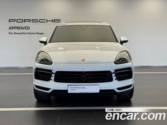 Porsche Cayenne 2023 — Photo 18/20