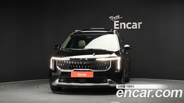 Kia Carnival 2023 — ფოტო 3/20