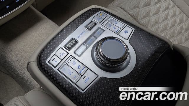 Genesis Electrified G80 2024 — Şəkil 17/20