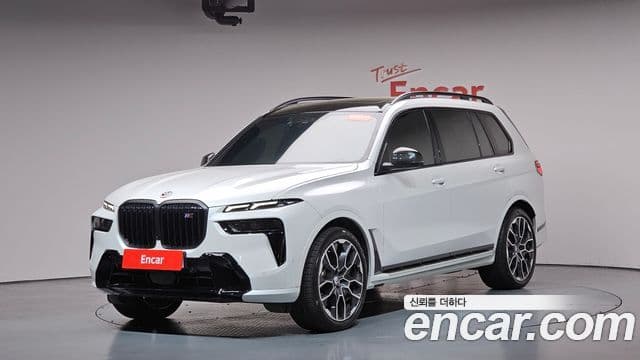 BMW X7 2025 — Photo 4/39
