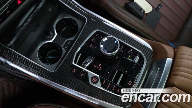 BMW X7 2025 — Photo 35/39