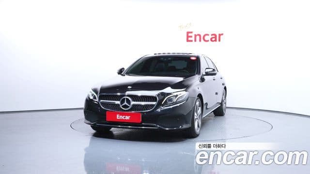 Mercedes-Benz E-Class 2018 — Фото 3/20