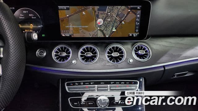 Mercedes-Benz E-Class 2018 — Фото 12/20