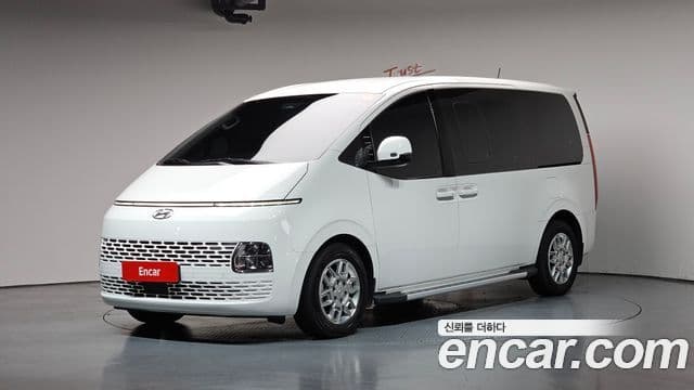 Hyundai Staria 2021 — Şəkil 10/20
