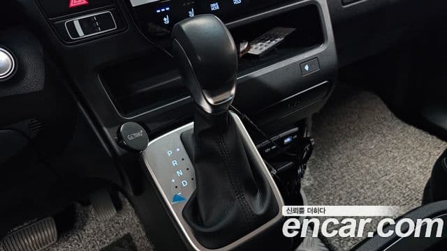 Hyundai Staria 2021 — Şəkil 8/20