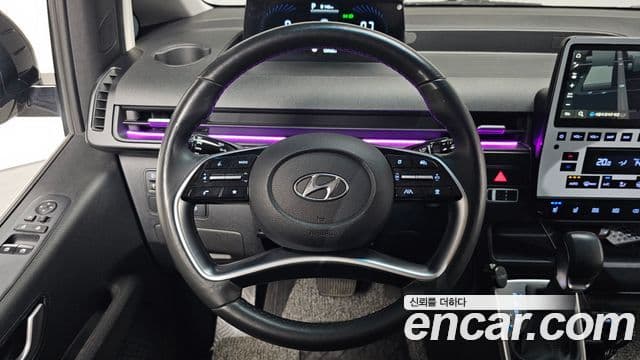 Hyundai Staria 2021 — фото 12 из 20