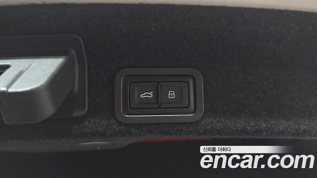 Audi A6 2022 — Photo 14/32