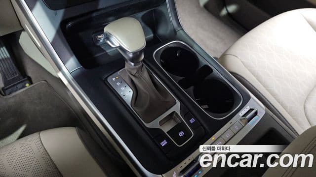 Kia Carnival 2022 — Şəkil 9/20