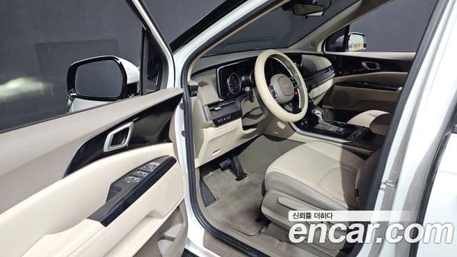 Kia Carnival 2022 — Şəkil 10/20