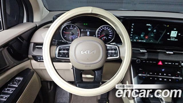 Kia Carnival 2022 — Şəkil 12/20