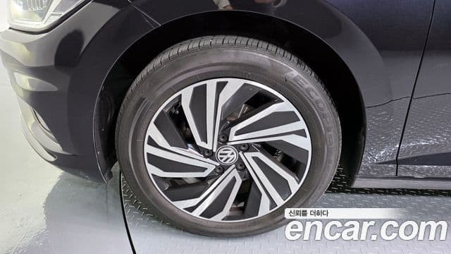 Volkswagen Jetta 2021 — Şəkil 4/20