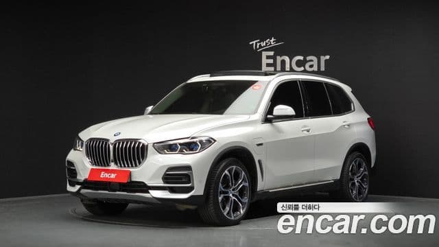 BMW X5 2022 — Фото 1/20