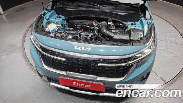 Kia Seltos 2024 — ფოტო 6/20