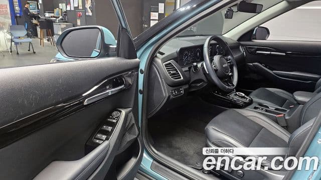 Kia Seltos 2024 — ფოტო 10/20