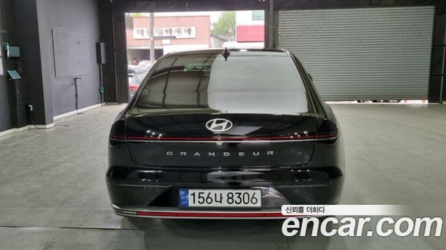 Hyundai Grandeur Hybrid 2023 — Şəkil 13/18