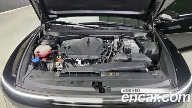 Hyundai Grandeur Hybrid 2023 — Şəkil 15/18