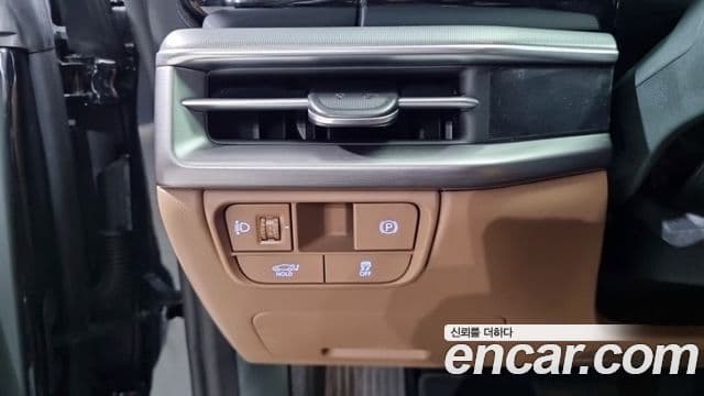 Hyundai Grandeur Hybrid 2023 — Şəkil 18/18