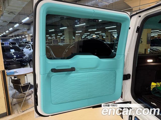 Mercedes-Benz G-Class 2021 — Şəkil 17/18