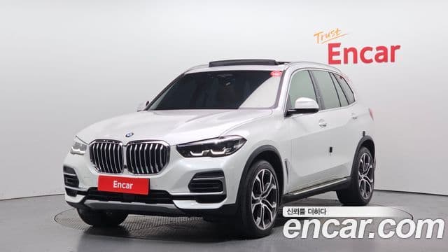 BMW X5 2022 — Фото 1/20