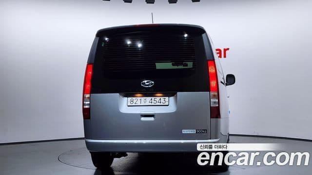 Hyundai Staria 2023 — Фото 4/20