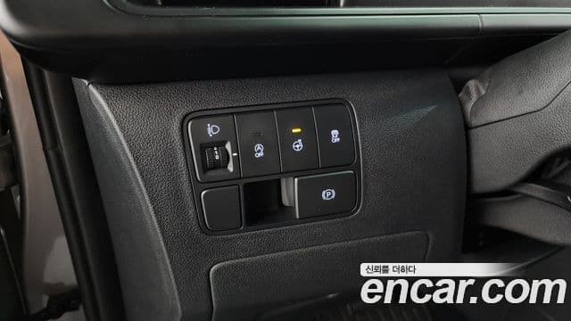 Hyundai Staria 2023 — Фото 20/20