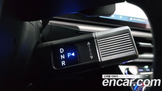 Hyundai Santa Fe 2023 — Фото 9/20