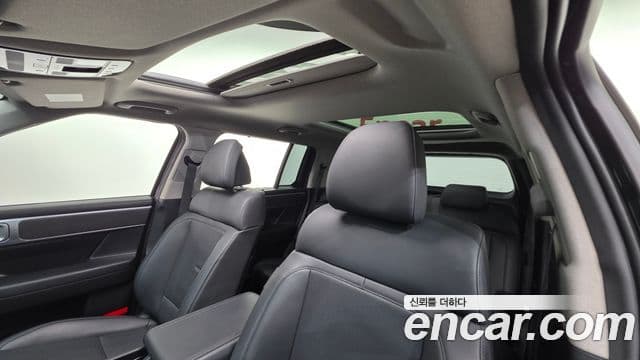 Hyundai Santa Fe 2023 — Фото 12/20