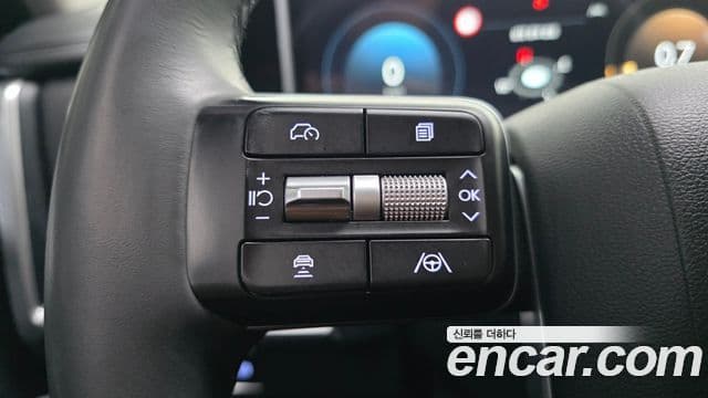 Hyundai Santa Fe 2023 — Фото 17/20