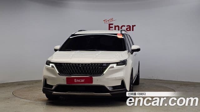 Kia Carnival 2023 — ფოტო 3/20