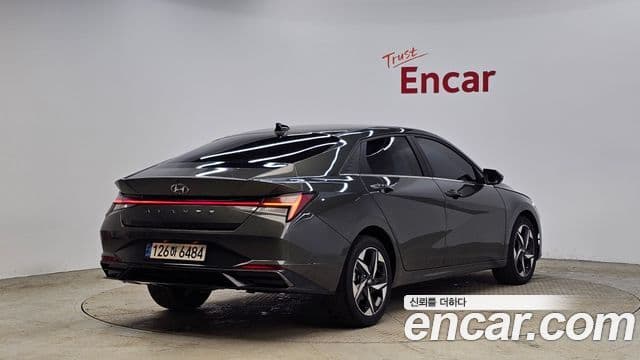 Hyundai Avante 2022 — ფოტო 2/20
