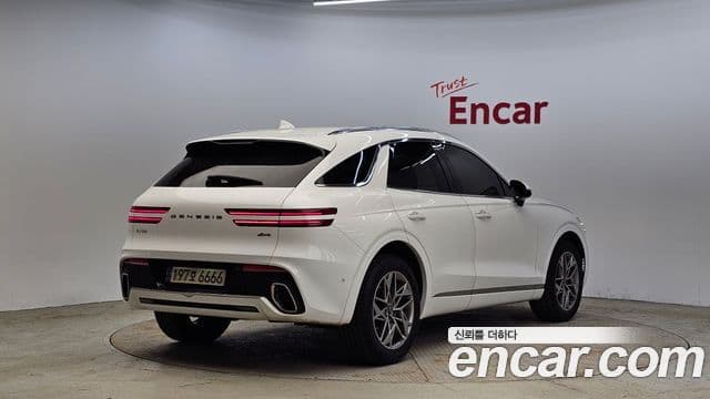 Genesis GV70 2022 — Şəkil 2/20