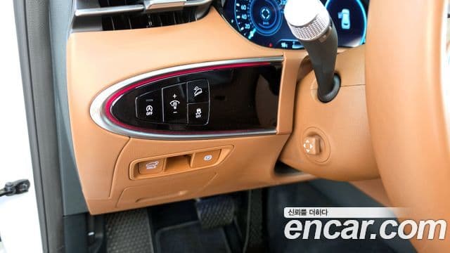 Genesis GV70 2022 — Şəkil 15/20