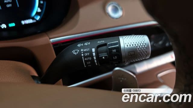 Genesis GV70 2022 — Şəkil 19/20