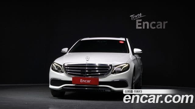 Mercedes-Benz E-Class 2020 — ფოტო 3/20