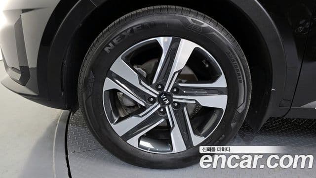 Kia Sorento 2020 — Фото 5/20