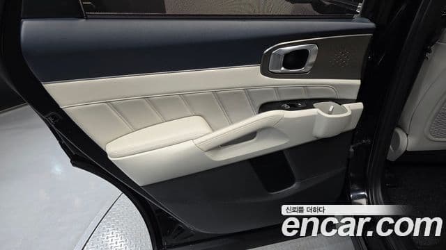 Kia Sorento 2020 — Photo 11/30