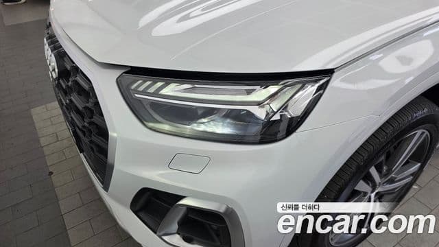 Audi Q5 2022 — Photo 34/36