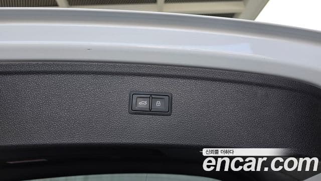 Audi Q5 2022 — Photo 25/36