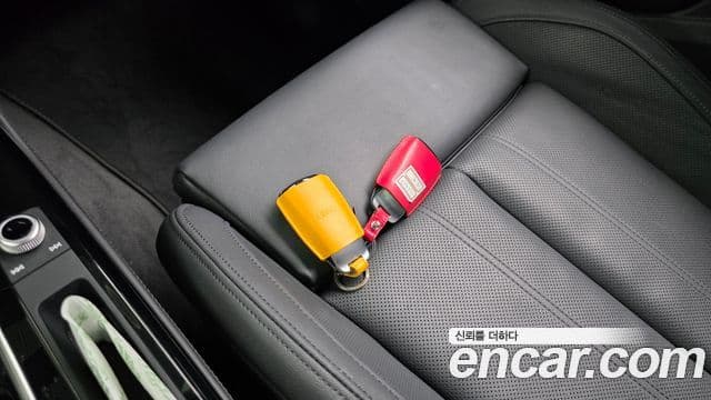 Audi Q5 2022 — Photo 23/36