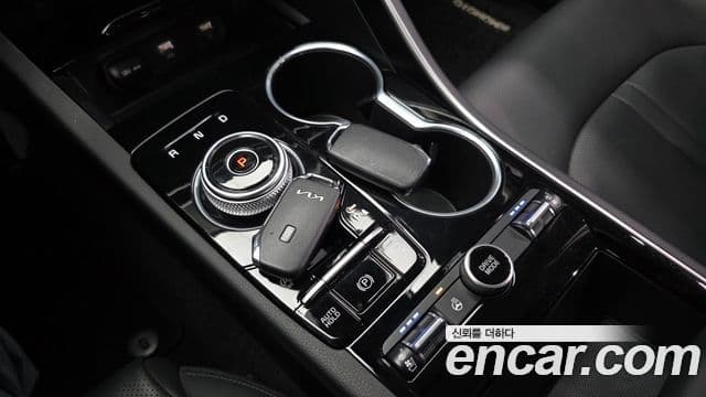 Kia K5 2023 — ფოტო 9/20
