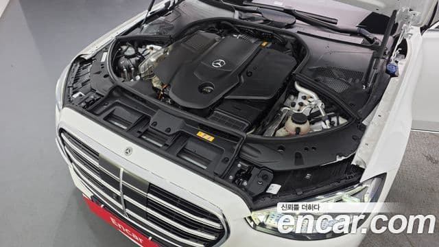 Mercedes-Benz S-Class 2024 — ფოტო 6/20