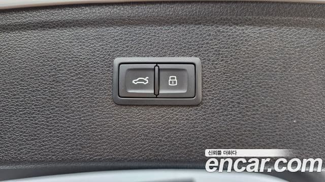 Audi Q5 2022 — Photo 6/34