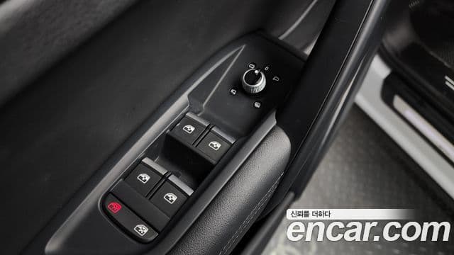 Audi Q5 2022 — Photo 7/34