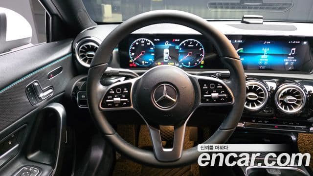 Mercedes-Benz A-Class 2021 — Şəkil 13/20